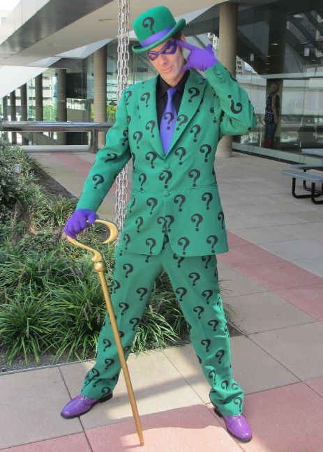 Make It Sew: The Costume Blog – Gettin' It Right With The Dark ... The Riddler Costume, Batman Villain Costumes, Riddler Dc, Riddler Costume, Green Lantern Costume, Question Mark Symbol, Batman Riddler, Colour Party, Ivy Costume