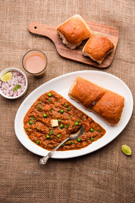 Pav Bhaji Photography, Vegetable Mash, Delicious Food Image, Mix Vegetable, Desi Street Food, Soft Bread, Pav Bhaji, Indian Street, Ottawa Canada