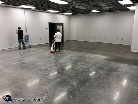 How To Polish Concrete - A Comprehensive Guide Diy Polished Concrete Floor, Polish Concrete, Polished Cement Floors, Concrete Floors Diy, Concrete Basement Floors, Polished Cement, Concrete Polishing, Cement Table, Alternative Flooring