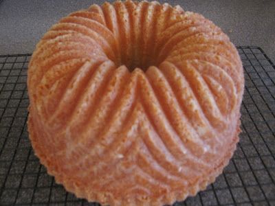 Never trust a skinny cook!: Krispy Kreme Cake Krispy Kreme Cake, Random Recipes, Krispy Kreme, Never Trust, Pastry Chef, Bundt Cake, Pound Cake, Help Me, Pastry