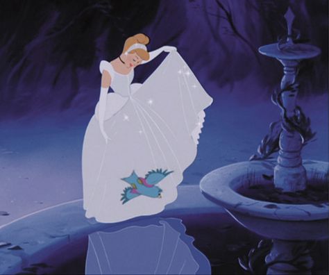 OKay, so the original Cinderella was NOT BLONDE! She had light red hair and a light blue, almost white dress...I hate what they did to her! She's much prettier in her original form. Why did they mess with her? Tv Weddings, Animation Disney, Images Disney, Cinderella Disney, Film Disney, Disney Cinderella, Princess Cinderella, Disney Aesthetic, Disney World Tips And Tricks