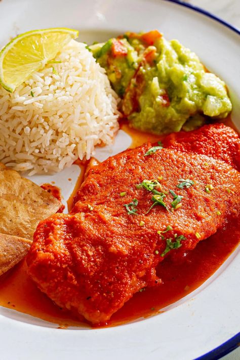 Pescado a la Diabla - Maricruz Avalos Kitchen Blog Mexican Seafood, Red Chile Sauce, Mexican Recipe, Fish Fillets, Fish Stew, Lime Rice, Cilantro Lime Rice, Red Snapper, Spicy Chili