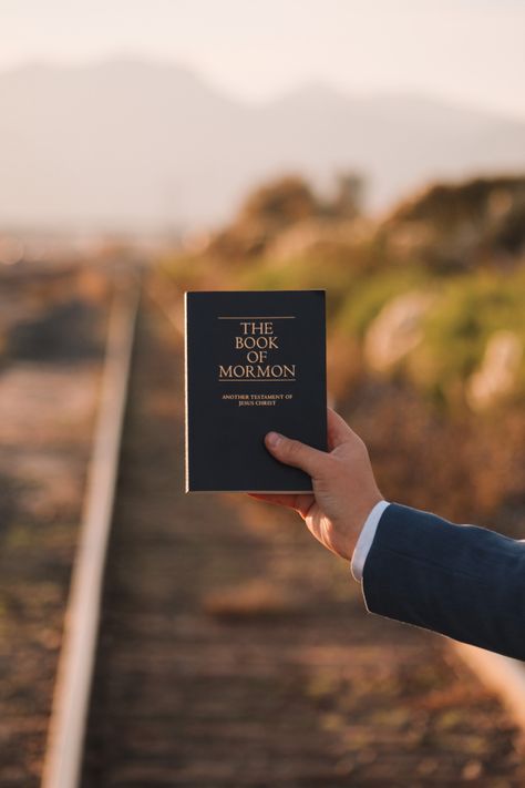 Book Of Mormon Aesthetic, Mormon Aesthetic, Mormon Missionaries, Lds Art, The Book Of Mormon, Book Of Mormon, Latter Day Saints, God Is Good, Jesus Christ