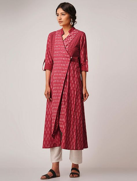 Red Handloom Cotton Ikat Kurta by Jaypore Angarkha Kurti, Ikkat Dresses, Indian Kurti Designs, Kurta Patterns, Elegant Outfit Classy, Ikat Dress, Kurta Style, Kurti Patterns, Designer Kurti Patterns