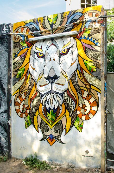 YAAM // Mural // Lion on Behance 3d Street Art, Amazing Street Art, Graffiti Murals, Murals Street Art, Lion Art, Mural Wall Art, A Lion, Chalk Art, Mural Painting