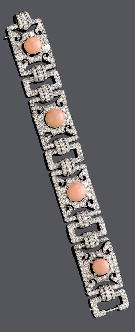 Bijoux Art Deco, Conch Pearl, Bijoux Art Nouveau, Art Deco Bracelet, Coral Jewelry, Brighton Jewelry, Deco Jewelry, Fabulous Jewelry, Art Deco Diamond