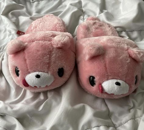 Gloomy Bear, Bear Slippers, Cute Slippers, Pretty Princess, Hello Kitty Items, Creepy Cute, Cute Plush, Pretty Shoes, Dream Shoes