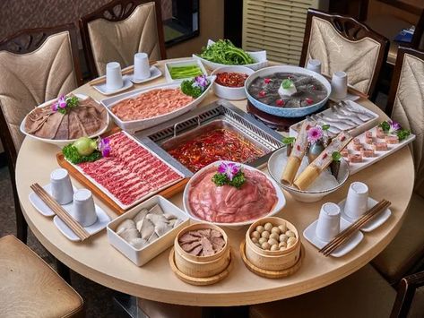 10 Comforting Hot Pot Restaurants in Chicago Dancing Noodle, Hot Pot Restaurant, Restaurants In Chicago, Fried Beans, Fish Ball, Chicago Food, Bean Curd, Mushroom Chicken, Chicago Restaurants