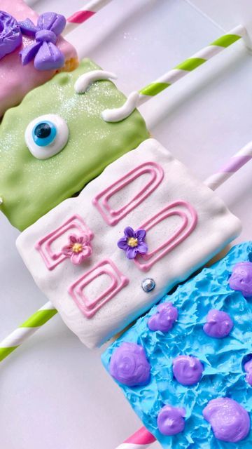 Alexa’s Sweet Treats on Instagram Monsters Inc Rice Crispy Treats, Monster Inc Treats, Monsters Inc Desserts, Monsters Inc Food, Monsters Inc Baby Shower, Monsters Inc Baby, Monster Inc Birthday, Birthday Snacks, Monster Inc