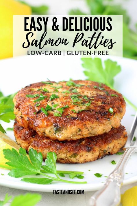 This Salmon Patty Recipe is just so delicious! With fresh salmon, Dijon mustard, lemon juice, fresh parsley, egg, almond meal (or bread crumbs if you prefer)... These salmon cakes are gluten-free, low-carb, packed with flavor, and full of all kinds of healthiness. Plus, they're great for freezing, and perfect for meal prep! Salmon Dijon, Salmon Patty Recipe, Low Carb Salmon Patties, Baked Salmon Patties, Salmon Patty, Salmon Burger Recipe, Gluten Free Salmon, Low Carb Salmon, Salmon Cakes Recipe