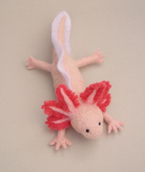 This axolotl is the bomb. Animal Textiles, Amigurumi Fish, Axolotl Crochet, Collage 3d, Felt Animal Patterns, Crochet Fish, Needle Felting Projects, Felted Animals, Wool Projects