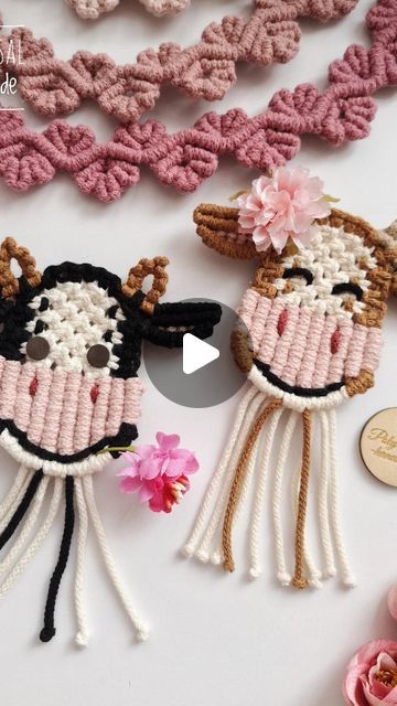 Macrame Cow Tutorial, Macrame Animals Tutorials, Macrame Cow, Macrame Horse, Animal Macrame, Halloween Macrame, Macrame Animals, Halloween Tutorial, Macrame Tapestry