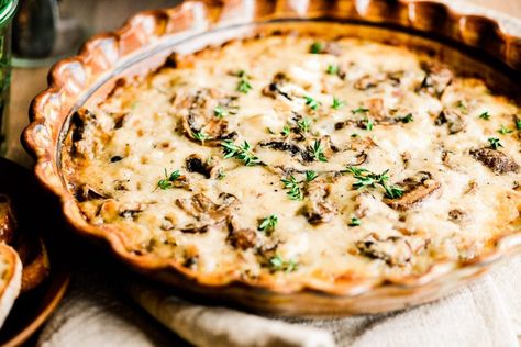 Mushroom Dip, Baked Dips, Baked Mushrooms, Caramelized Onion Dip, Gratin Dish, Smoked Cheese, Onion Soup Mix, Cooking Wine, Food For A Crowd