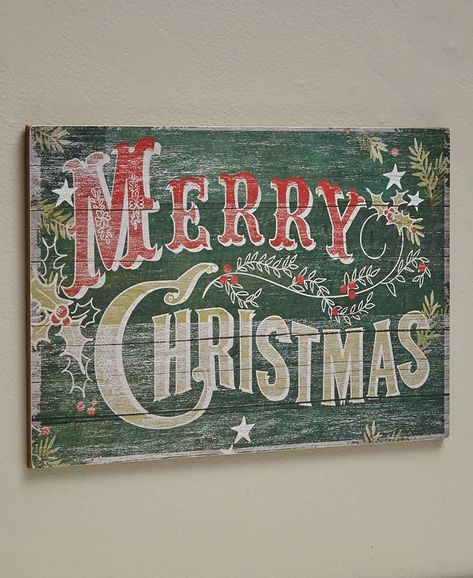 Christmas Pine Collection | The Lakeside Collection Christmas Pallet Signs, Christmas Pallet, Vintage Merry Christmas, Pallet Christmas, Merry Christmas Vintage, Merry Christmas Images, Merry Christmas Sign, Christmas Signs Wood, Lakeside Collection