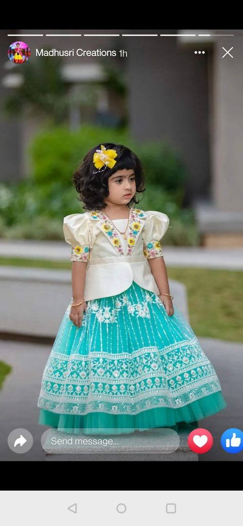 Traditional Baby Dresses, Kids Indian Wear, Frocks For Kids, Kids Dress Boys, Kids Dress Collection, Kids Wear Girls, Kids Blouse Designs, Girls Dresses Sewing