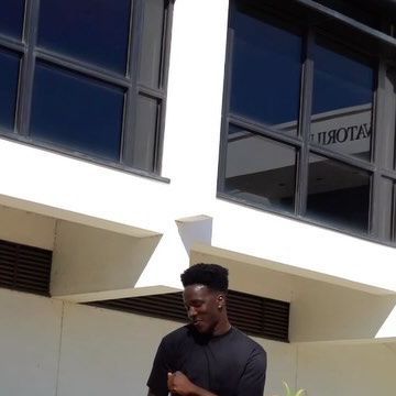 Mooya Musunga on Instagram: "This one is too much😮‍💨🔥🫵🏾 @kamo_mphelaxx #dance #kamomphela #dali #amapiano" Best Dance, October 2, Dali, Dance Videos, Too Much, Piano, On Instagram, Instagram