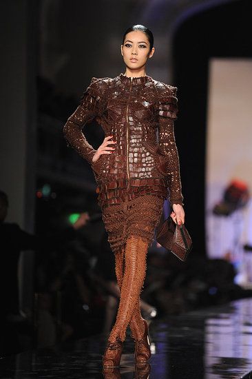 Gaultier - mixing crocodile leather with crochet lace Designer Crochet, Model Walks, Expensive Taste, French Fashion Designers, Women's Wear, Paul Gaultier, Fall Style, Couture Collection, French Fashion