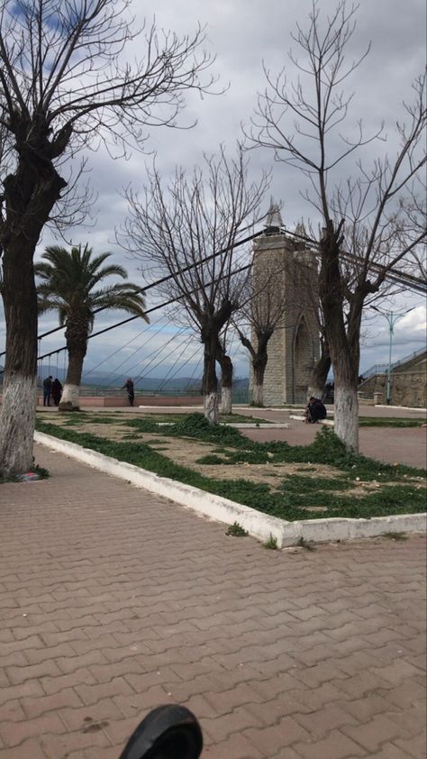 #algeria #constantine #bridge #25 #aesthetic Constantine Ville, Algeria Aesthetic, 25 Aesthetic, Around The Worlds, Bridge, Architecture, Quick Saves