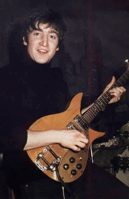 THE UNIQUE GUITAR BLOG: John Lennon's Rickenbacker 325 Capri Beatles Quotes, Lennon And Mccartney, Beatles Photos, John Lennon Beatles, Beatles Pictures, Beatles John, Davy Jones, The Fab Four, Abbey Road