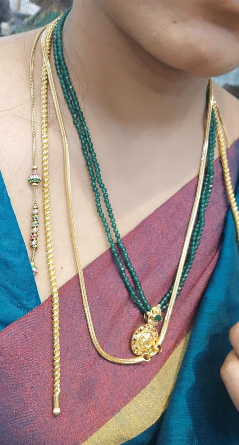 Mangalasutram Chain Designs Latest, Thaali Chain Designs Gold Latest, Thaali Chain Designs Gold, Mangalasutram Chain Designs, Chain Designs Gold, Pearl Bangles Gold, Thali Chain, Pretty Gold Necklaces, Gold Neck Chain