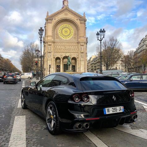 Ferrari Family Car, Ferrari Lusso Gtc4, Ferrari Gt4 Lusso, Ferrari Gtc4 Lusso, Gtc4 Lusso, Best Family Cars, Italian Cars, Top Cars, Family Car