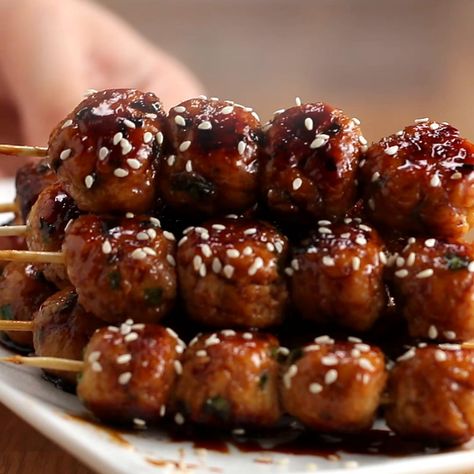 Chicken Meatball Skewers Recipe by Tasty Dinner Recipes Rice, Meatball Skewers, Thanksgiving Dinner For Two, Rice And Chicken, Chicken Meatball, Recipes Rice, Skewer Appetizers, Skewers Grill, Skewer Recipes