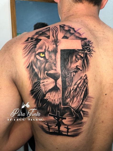 Half Lion Half Jesus Face Tattoo, Lion Chest Tattoo Men, Lion Jesus Tattoo, Lion Chest Tattoo, Lion Back Tattoo, Animal Tattoos For Men, Tiger Tattoo Sleeve, Full Hand Tattoo, Body Tattoo Design