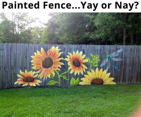 Stained Fence, Painted Fences, Fence Murals, Painted Fence, Garden Design Ideas On A Budget, Fence Painting, Garden Fence Art, Garden Mural, Cheap Backyard