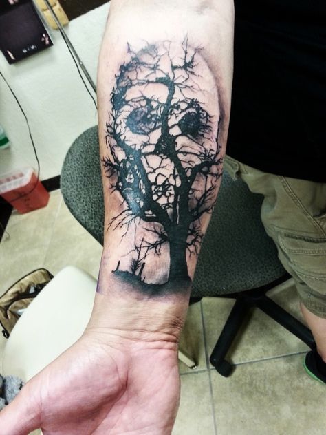 Skull Vines Tattoo, Tree Skull Tattoo, Spooky Tree Tattoo, Skull Tree Tattoo, Floral Skull Tattoos, Wood Tattoo, Poison Tree, Family Tree Tattoo, Tattoo Skull