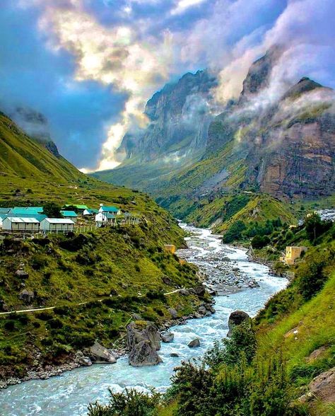 Mana Village - Last Indian village in Uttarakhand which is 3 km from Hindu pilgrimage Badrinath Follow @spstourstravel for more !! . . Like Comment Share . @spstourstravel @spstourstravel @spstourstravel 👉sps tempo traveller on rent 👉sps car on Rent #spstourstravel . @thehappytravels17 . . #badrinath #uttarakhand #uttarakhandheaven #chamoli #mana #manavillage #thelastvillageofindia #photography #photo #photoshoot #photooftheday #photographylovers #travel #tourismindia #traveller #travellers Tempo Traveller, Monsoon Rain, Valley Of Flowers, Full Hd Photo, India Images, Adventure Tourism, Baba Image, Village Photography, Indian Village