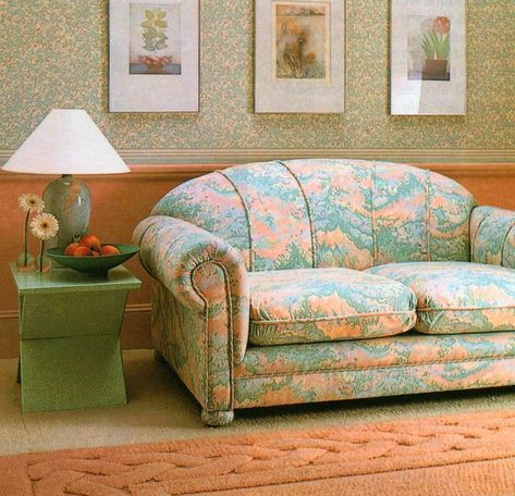 80s Sofa, 80s Couch, 1980s Decor, 90s Interior, 80s Home, 80s Interior, 80s Decor, Old Sofa, Vintage Interiors