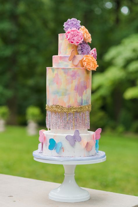 Taylor Swift Lover themed wedding cake. Taylor Swift Wedding, Taylor Swift Cake, Taylor Swift Lover, Taylor Swift Party, Taylor Swift Birthday, Themed Wedding Cakes, Butterfly Birthday, Bridal Shower Theme, Popsugar