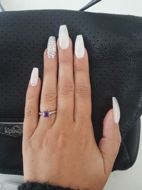 Hens Party Nails, Hen Party Nails Brides, Hen Do Nails Ideas, Hen Nails, Hen Party Nails, Hen Do Nails, Bachelorette 2023, Autumn Winter Nails, Hen Do Ideas