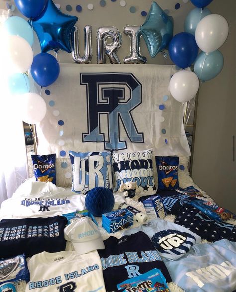 University Of Rhode Island Aesthetic, Rhode Island Aesthetic, Vsco Relationship, College Bed Party, College Bed, College Decision, Island Bed, Bed Party, University Of Rhode Island