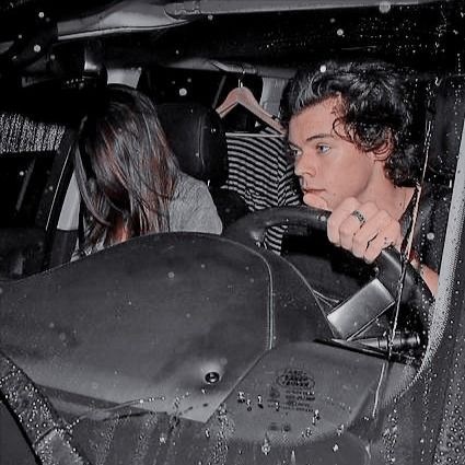 Harry Styles Dating, Harry Styles Aesthetic, Private Life, Harry Edward Styles, Edward Styles, Future Life, Harry Styles, Best Friends, Celebrities