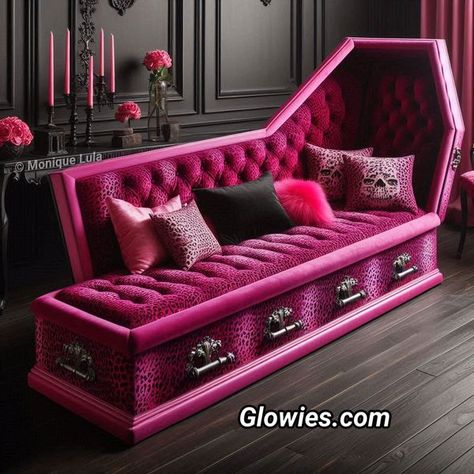 Vampire Room Decor, Gothic Rv, Vampire Room Ideas, Vampire Bed, Vampire Furniture, Coffin Couch, Coffin Furniture, Dr Bedroom, Vampire Room