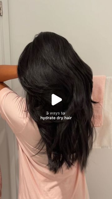 Krishna Patel ✨ Beauty + Self Care on Instagram: "My 3 essential hair tips for the drying months of winter 💖 Products I used will be linked on my LTK store in bio ✨ 1️⃣ Oil hair twice a week. I used @fableandmane amla serum oil on the scalp and HoliRoots oil on the hair 2️⃣ Use hair mask to squish-to-condish. My favourites are @amika soulfood mask, @cocoandeve sweet repair hair mask and @briogeo don’t despair repair mask for high porosity hair 3️⃣ Apply leave in conditioner + oil at night. I’ve been loving the @crownaffair leave in conditioner and hair oil. Not only do they smell amazing but they’re lightweight and super hydrating! They are suitable for low porosity hair ☺️ . . . . . . 3 tips for dry hair Winter hair care tips Dry hair hacks Hydrate hair #winterhaircare #dryhair #haircar Hair Mask For High Porosity Hair, Squish To Condish Wavy Hair, How To Hydrate Dry Hair, How To Apply Leave In Conditioner, Leave In Conditioner For Low Porosity, Hair Oil For Low Porosity Hair, Hair Oils For Low Porosity Hair, Hair Mask For Low Porosity Hair, How To Apply Conditioner On Hair