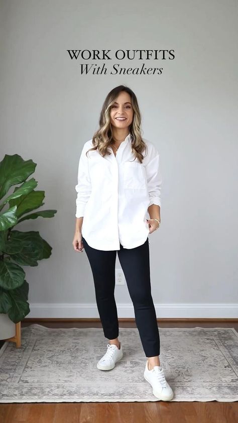 Work Outfits With Sneakers, Outfits With Sneakers, Outfit Elegante, Look Legging, Casual Work Outfits Women, Outfits For Work, Office Casual Outfit, Business Casual Outfits For Women, Office Outfits Women