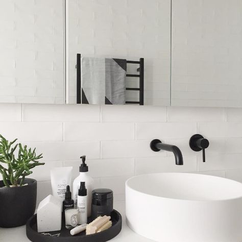 A concrete tray is perfect for creating stylish vignettes, like this bathroom vignette we created with all our fave black and white products. Design Interior Baie, Modern Powder Rooms, Design Interior Modern, Bilik Air, Interior Design Minimalist, Bathroom Black, Interior Bathroom, Kitchen Interiors, Decor Baie