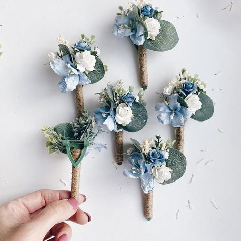 Boutineer Ideas, Slate Blue Wedding, Blue Boutonniere, Blue Wedding Decorations, Blue Wedding Inspiration, Light Blue Wedding, Blue Wedding Flowers, Blue Themed Wedding, Faux Greenery