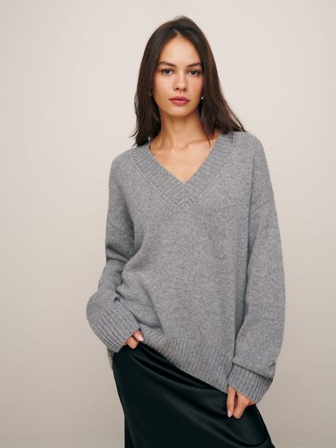 Jadey Oversized Vneck Sweater - Sustainable Sweaters | Reformation Jeans And Jumper Outfit, Jumper Outfits, Jumper Outfit, Outfit Formulas, Cashmere Blend Sweater, Fashion People, Silk Skirt, V Neck Sweater, Who What Wear