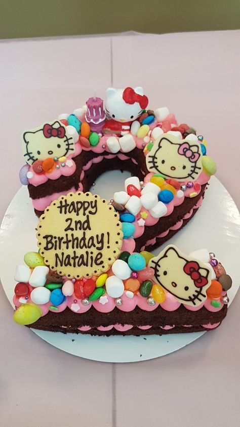 Hello Kitty Number Cake, Simple Hello Kitty Cake Design, Hello Kitty Cake Design, Number 4 Cake, 15 Cakes, Cake Hello Kitty, Kitty Birthday Cake, Camo Wedding Cakes, Hello Kitty Birthday Cake