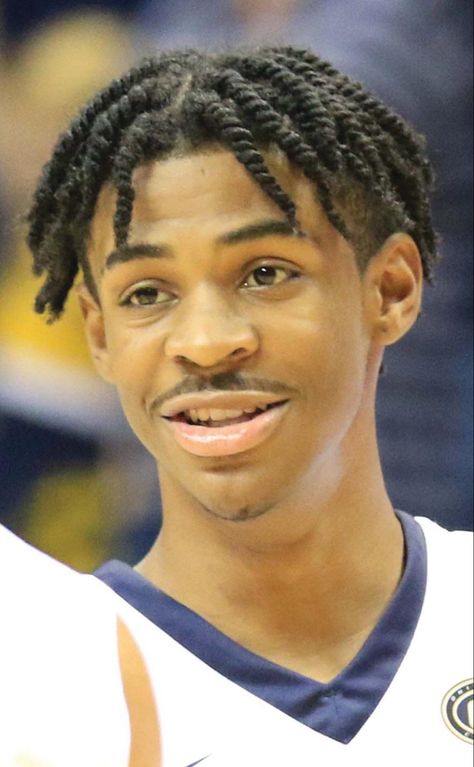 Ja Morant hair in college Ja Morant Hair, Twist Hair Men, Dreads Short Hair, Dread Hairstyles For Men, Short Dreads, Natural Hair Short Cuts, Dreadlock Hairstyles For Men, Hairstyle Names, Hair Inspiration Short