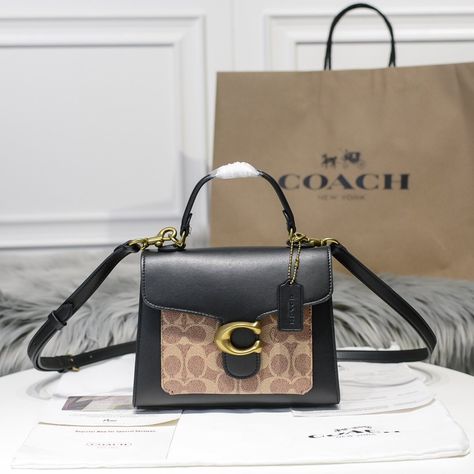 Coach Sling Bags Women, Old Money Bags, Coach 2023, Coach Sling Bag, Coach Sling, Sling Bags Women, Luxury Stuff, Money Bags, Luxury Bags Collection