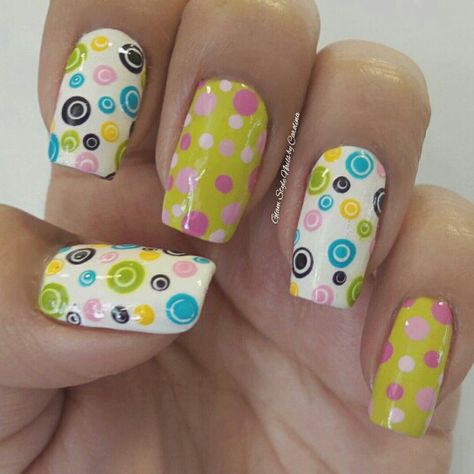 Nails Dots, March Nail, Pretty Manicures, Bunny Nails, Style Nails, Dot Nail Art, Halftone Dots, October Nails, Dots Nails