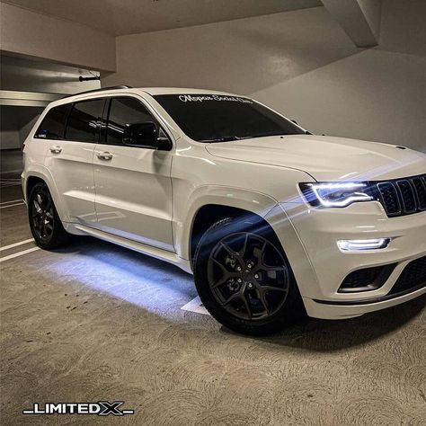 Grand Jeep Cherokee, Carros Jeep, White Jeep Grand Cherokee, Grand Cherokee Lifted, Jeep Cherokee Accessories, Jeep Grand Cherokee Accessories, 2018 Jeep Grand Cherokee, Jeep Srt, Srt Jeep