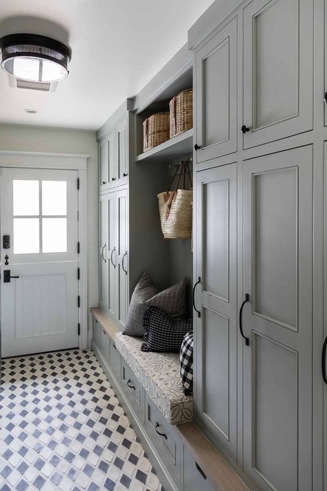 Home Reveal: Nellie Gail P.3 - Mindy Gayer Design Co. Mindy Gayer Design, Functional Mudroom, Mudroom Cabinets, Mudroom Laundry Room, Mudroom Design, Boot Room, Laundry Mud Room, Built In Bench, Mud Room