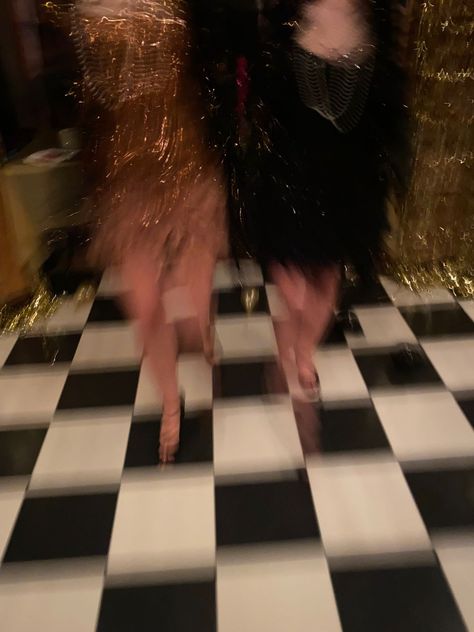 1920s Aesthetic Gatsby Party, 20s Aesthetic Party, Black And Gold Party Aesthetic, Roaring 20s Aesthetic Party, 20s Party Aesthetic, Roaring 20s Party Aesthetic, 1920s Party Aesthetic, 1920s Aesthetic Gatsby, 20s Birthday Party Theme