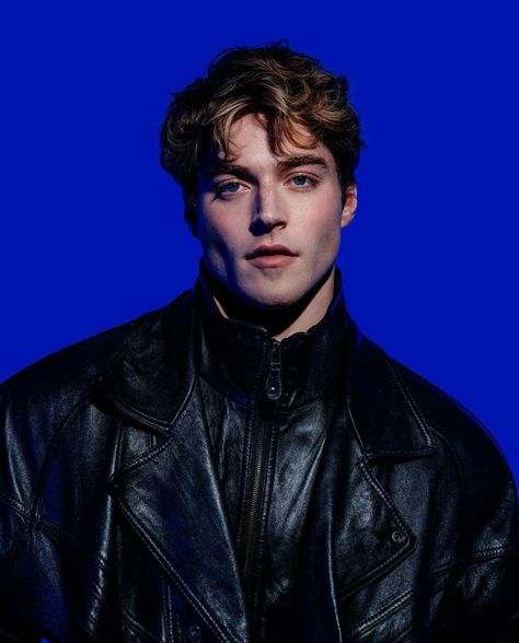 Froy Gutierrez, Gentleman Lifestyle, Teen Wolf Mtv, Wattpad Covers, Book Boyfriends, Male Portrait, Favorite Person, Mtv, Favorite Celebrities