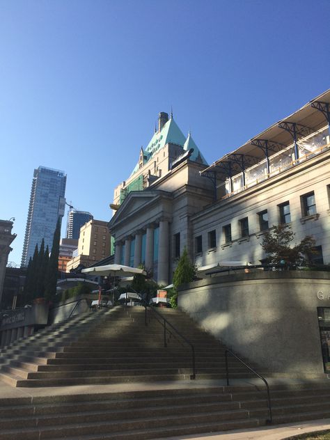 Vancouver Art Gallery Love the architecture of some of the buildings in Vancouver Vancouver Art Gallery, Art Museums, British Columbia, Art Museum, Vancouver, Columbia, Louvre, Vision Board, Art Gallery